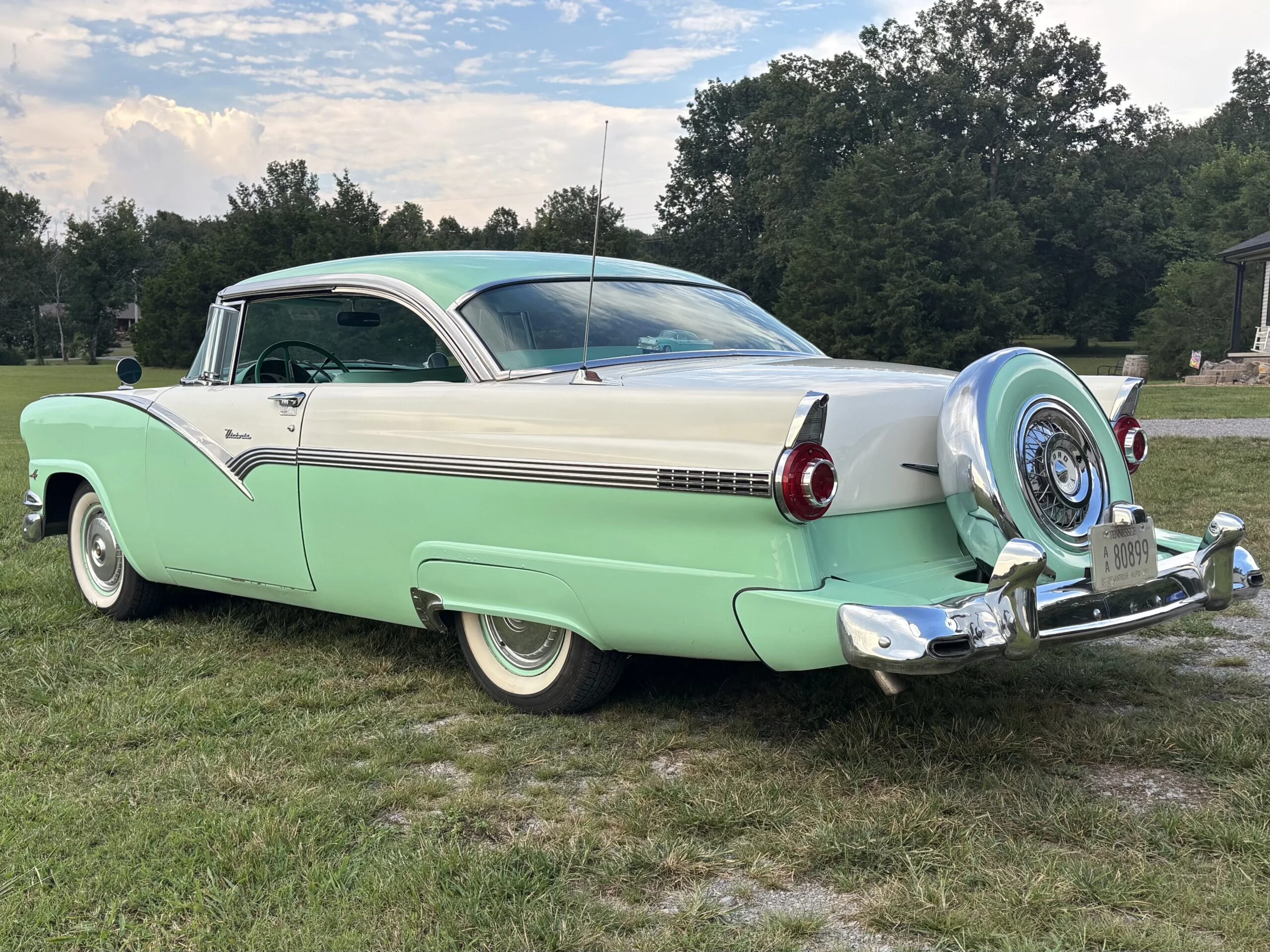Ford-Fairlane-sport-1956-Green-3