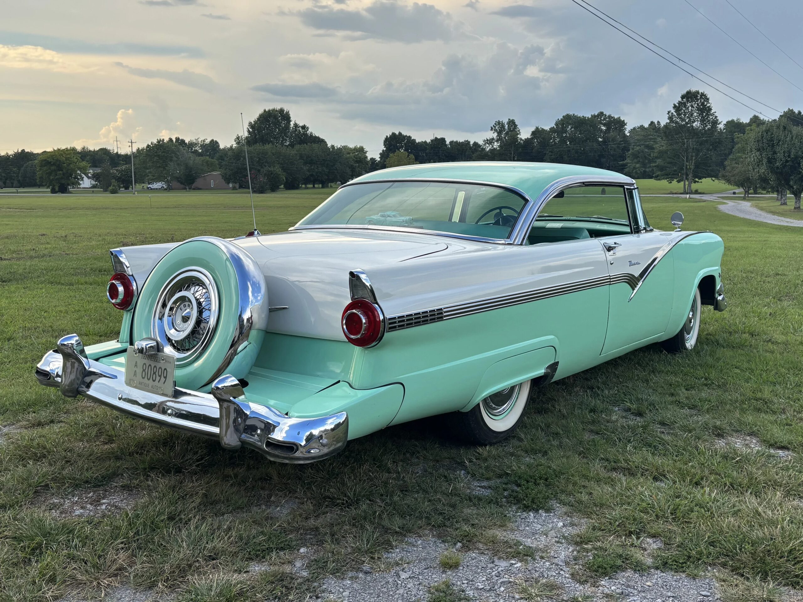 Ford-Fairlane-sport-1956-Green-5