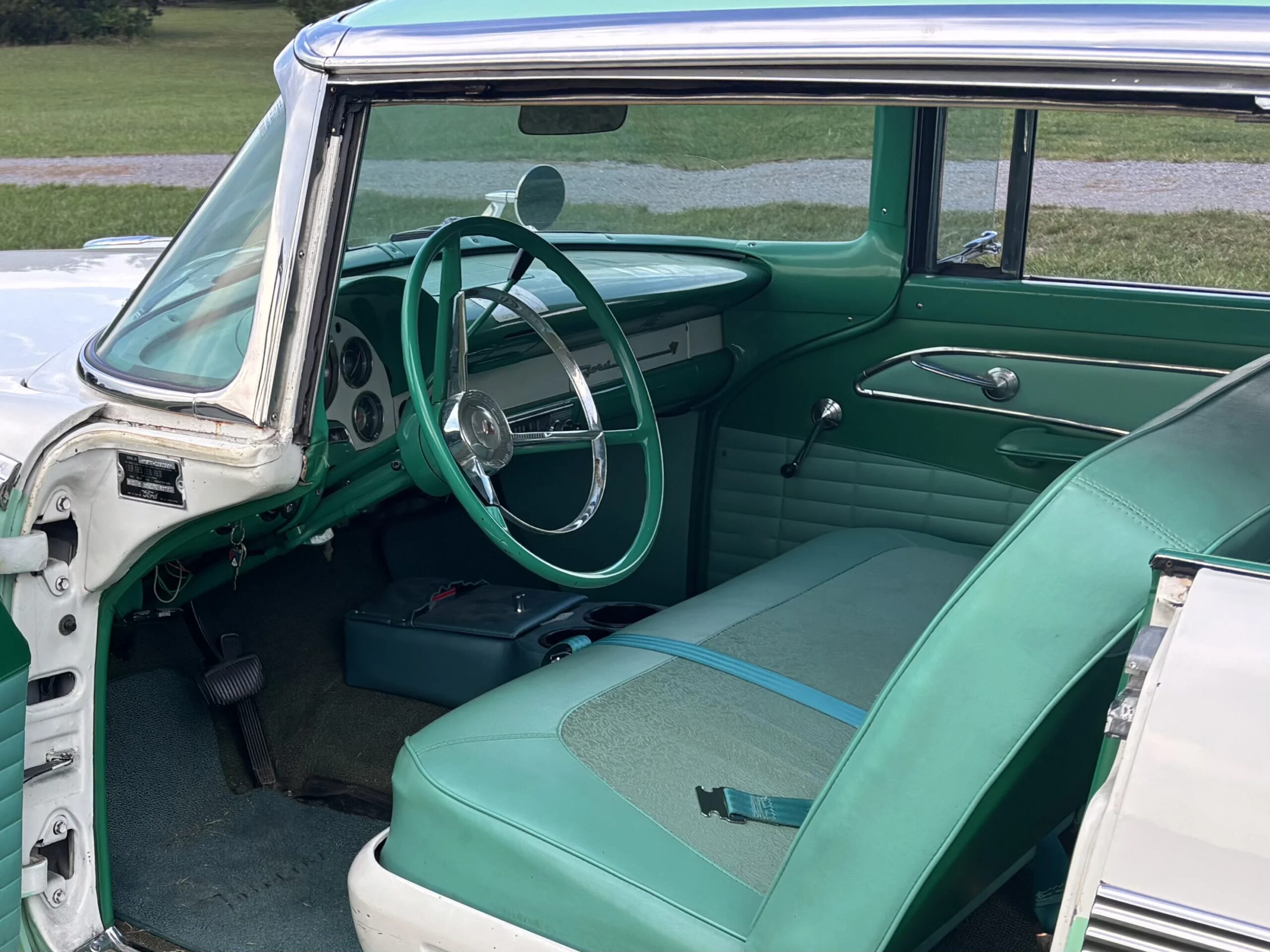 Ford-Fairlane-sport-1956-Green-7