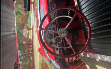 Ford-Fairlane-sport-1956-Red-6