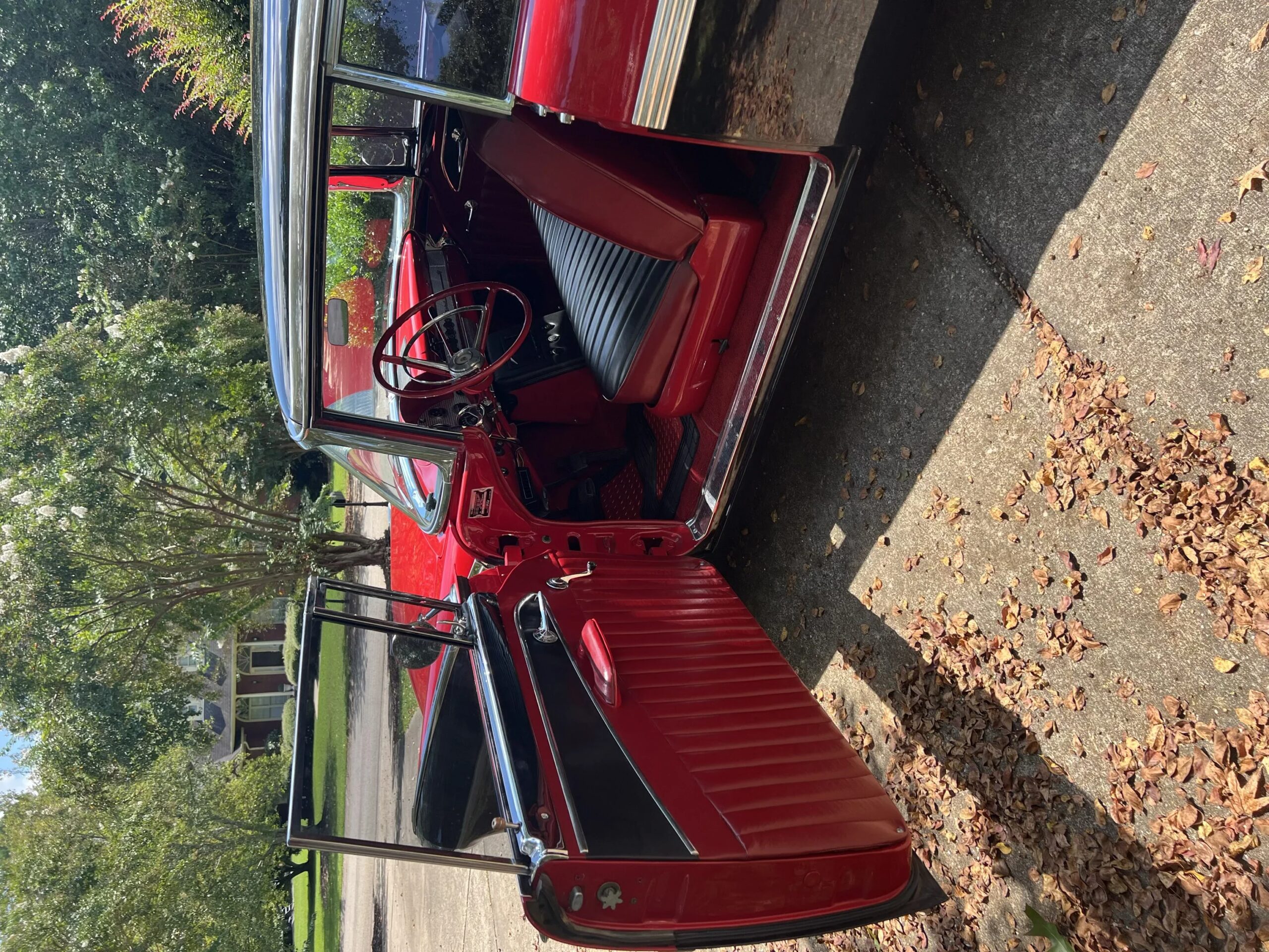 Ford-Fairlane-sport-1956-Red-9