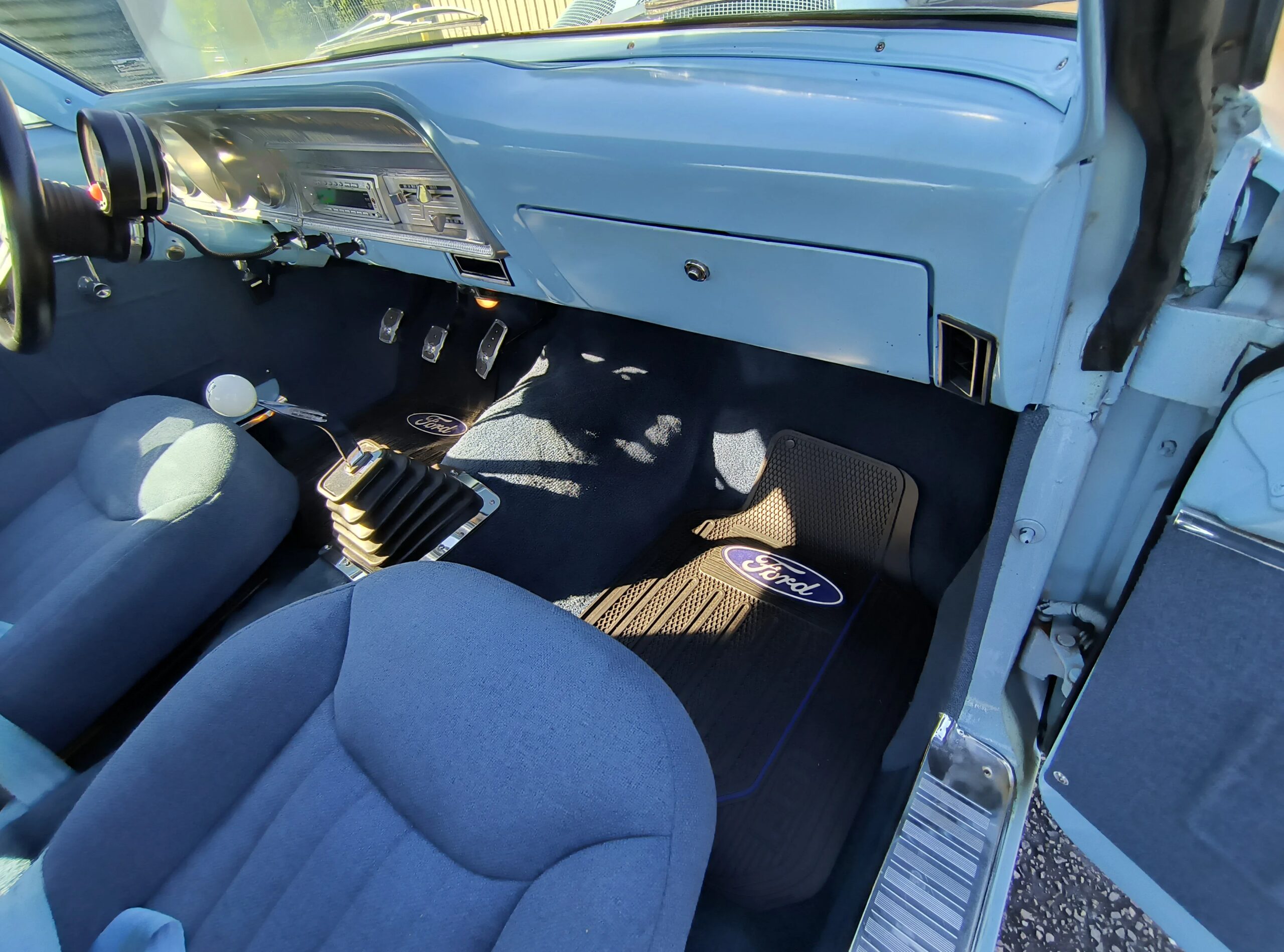 Ford-Fairlane-sport-1964-Blue-Custom-15