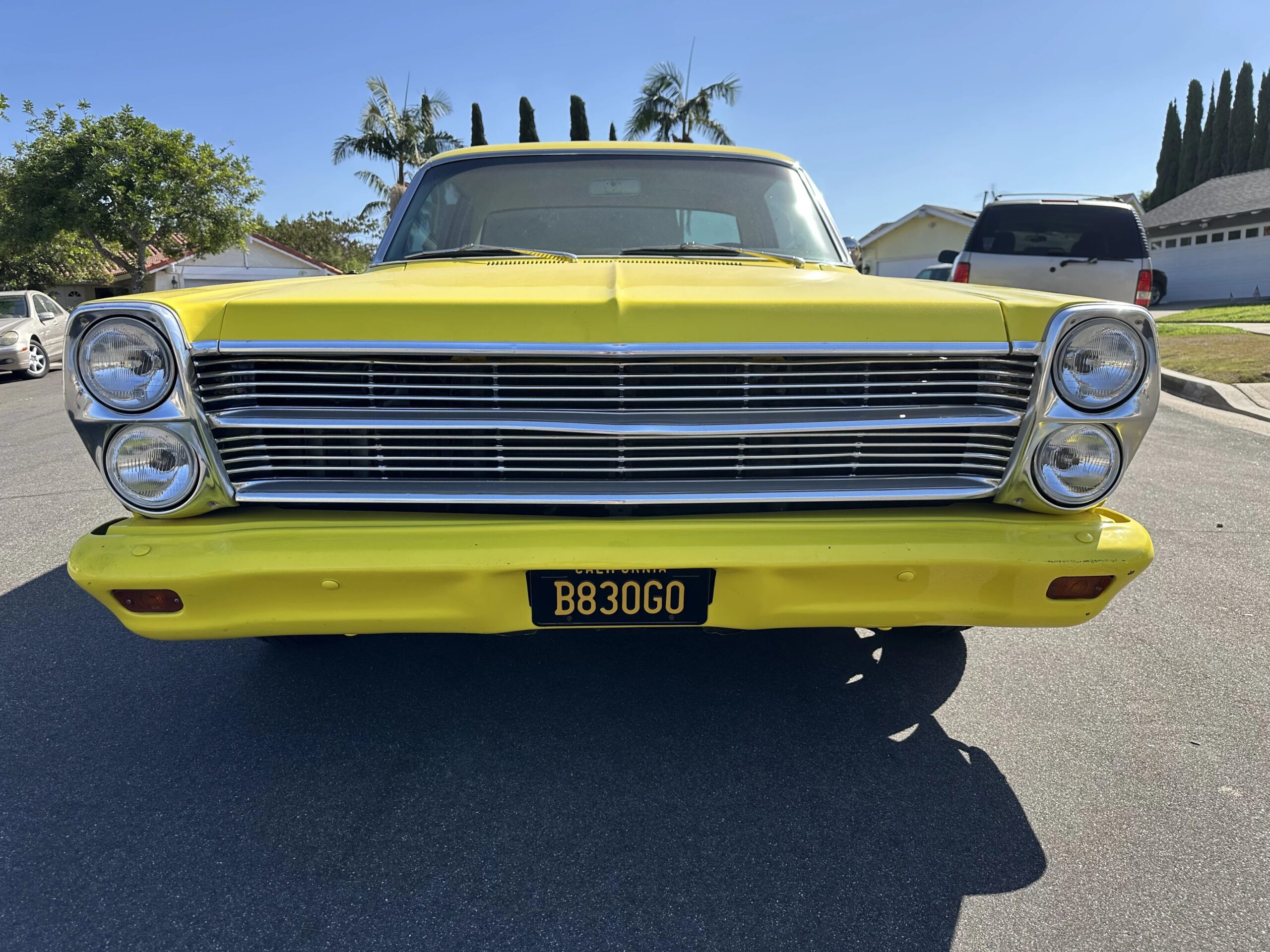 Ford-Fairlane-sport-1966-Yellow-Beige-10