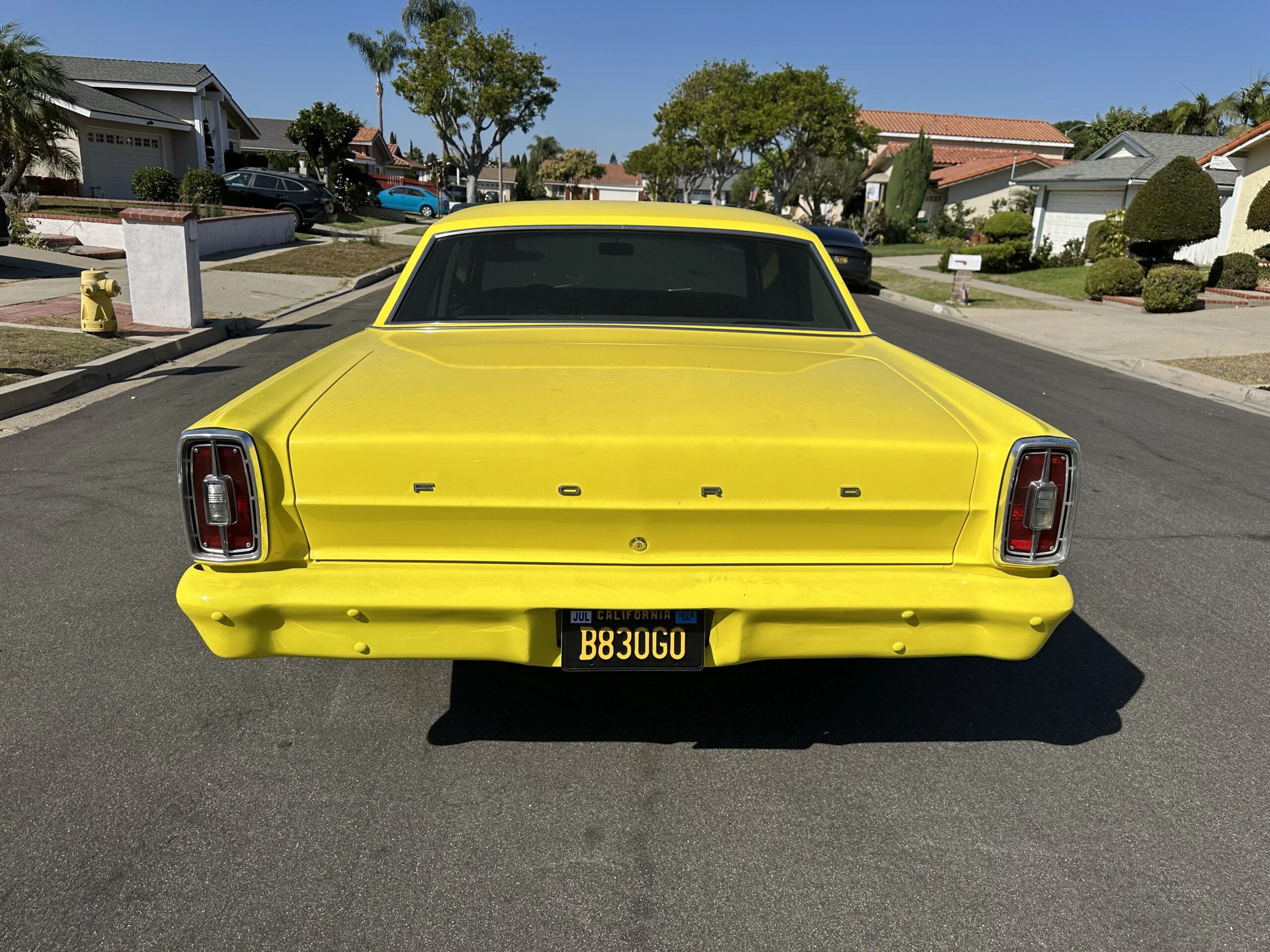 Ford-Fairlane-sport-1966-Yellow-Beige-20