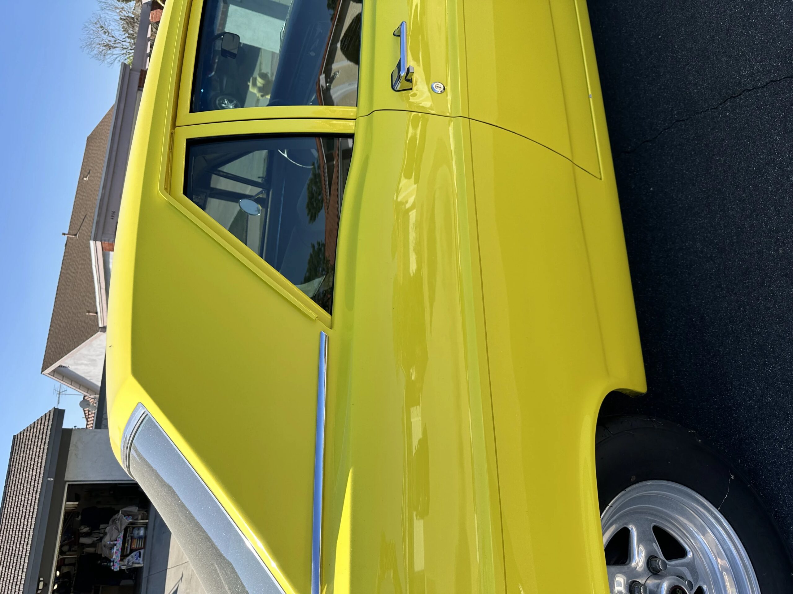 Ford-Fairlane-sport-1966-Yellow-Beige-26