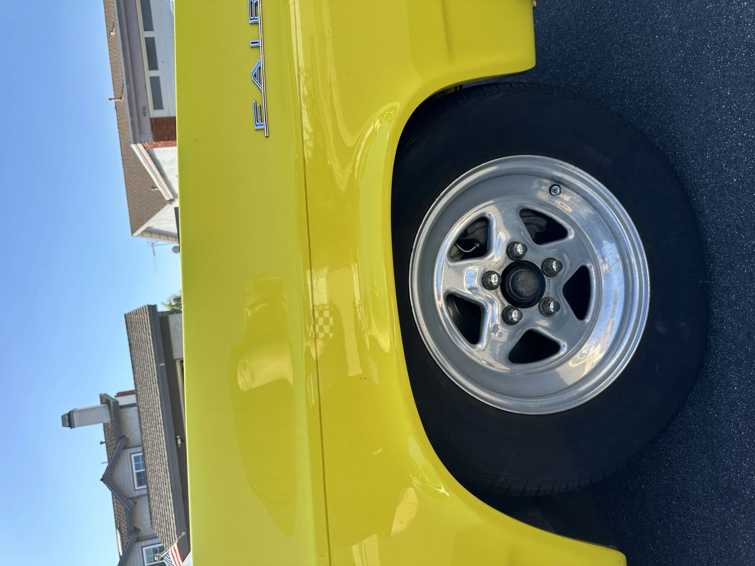Ford-Fairlane-sport-1966-Yellow-Beige-28