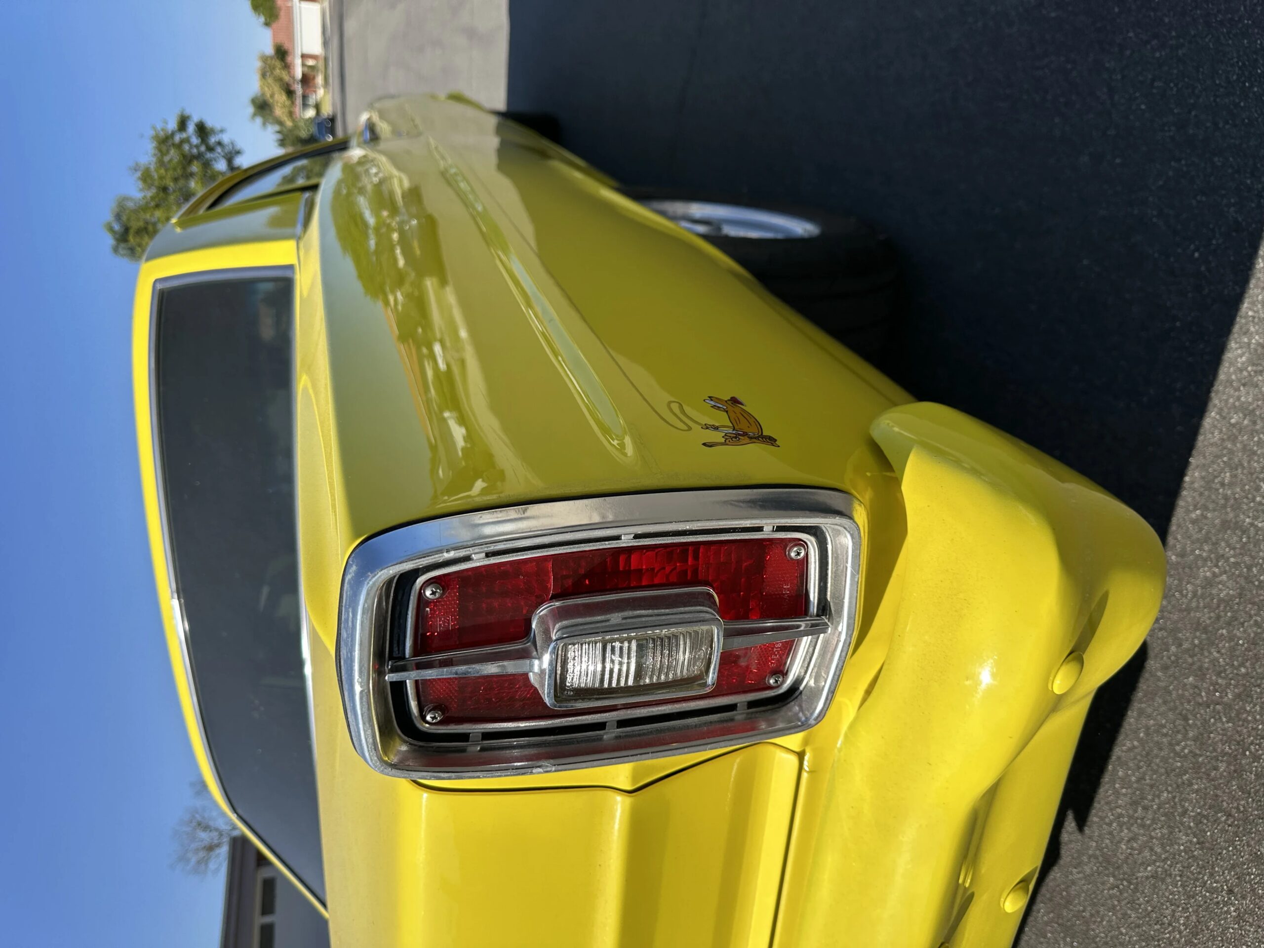 Ford-Fairlane-sport-1966-Yellow-Beige-32