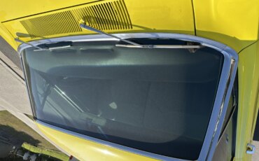 Ford-Fairlane-sport-1966-Yellow-Beige-35