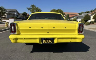 Ford-Fairlane-sport-1966-Yellow-Beige-4