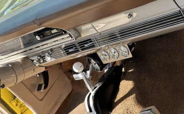 Ford-Fairlane-sport-1966-Yellow-Beige-42