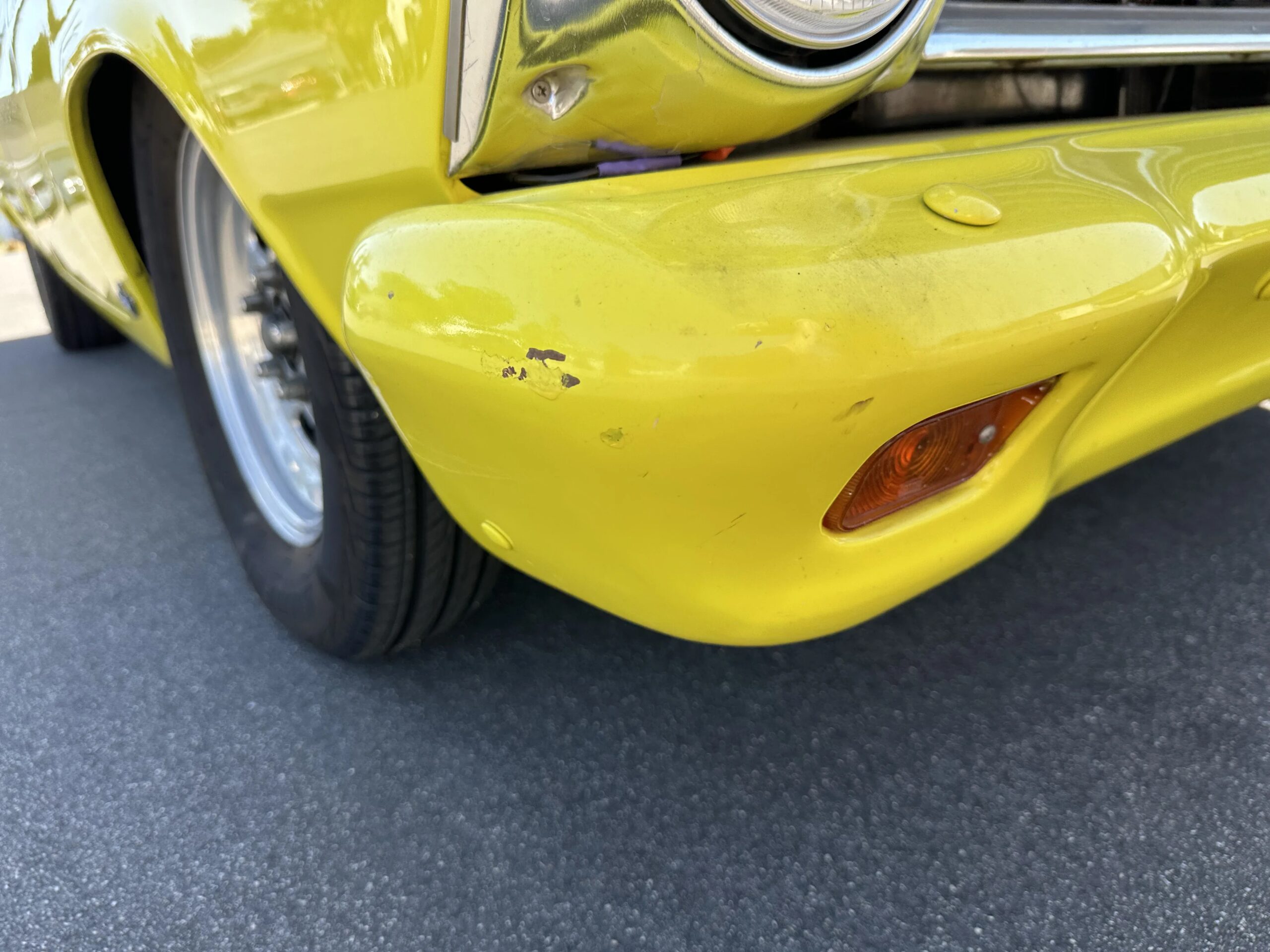 Ford-Fairlane-sport-1966-Yellow-Beige-46