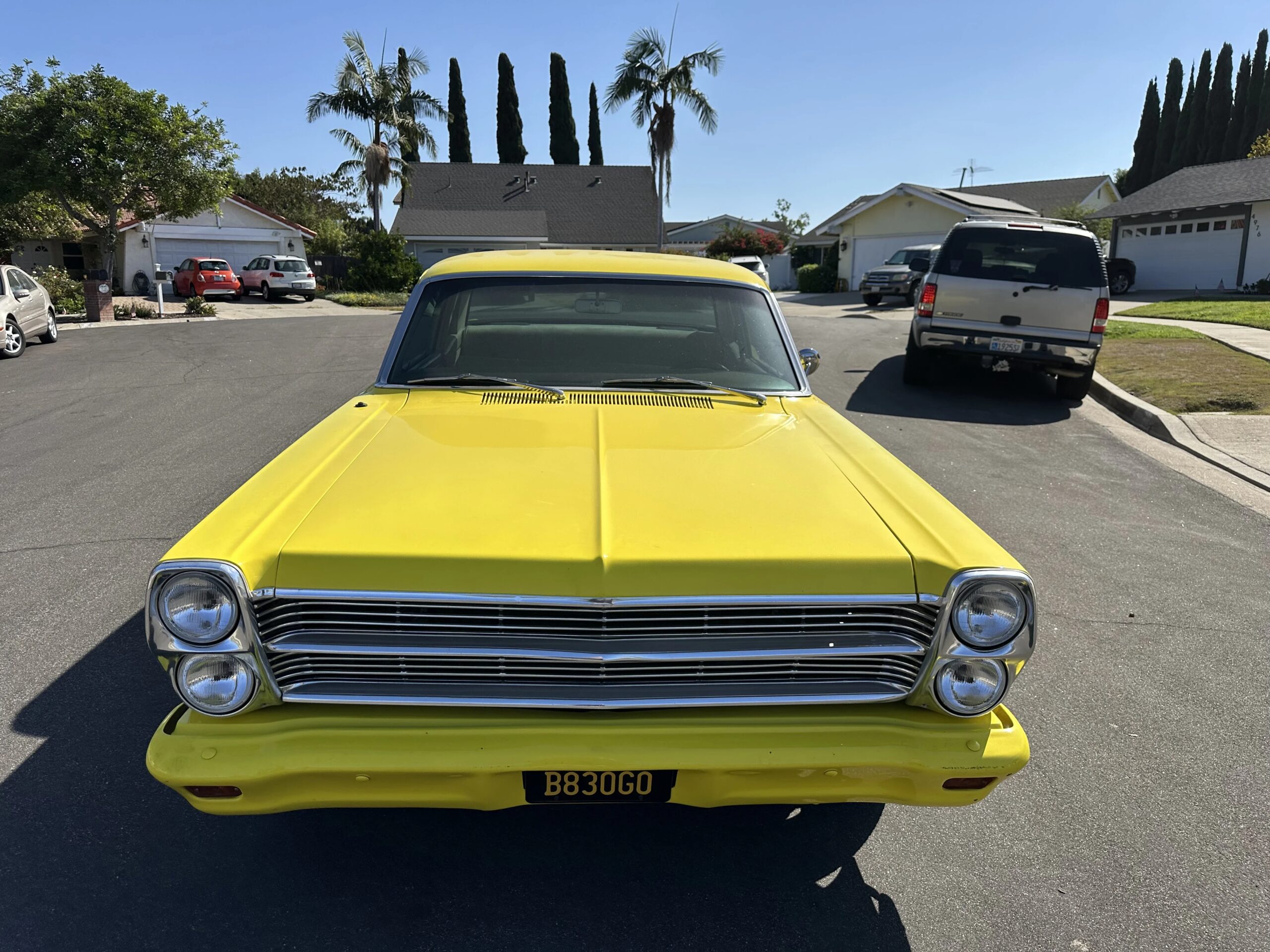 Ford-Fairlane-sport-1966-Yellow-Beige-47