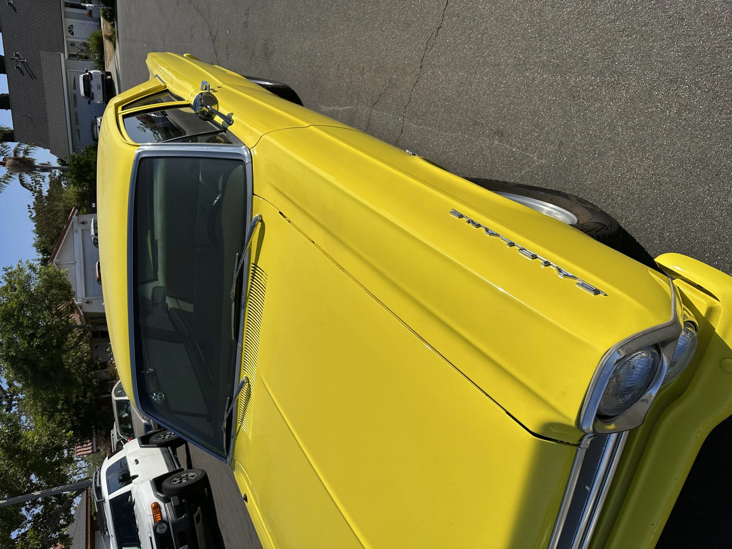 Ford-Fairlane-sport-1966-Yellow-Beige-48