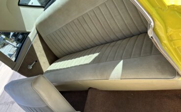 Ford-Fairlane-sport-1966-Yellow-Beige-52