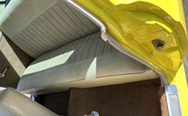 Ford-Fairlane-sport-1966-Yellow-Beige-7