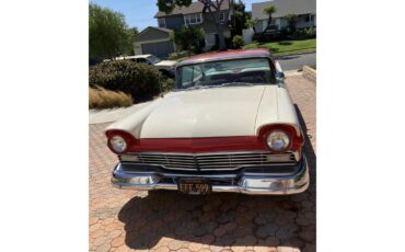 Ford-Fairlane-victoria-1957-Flame-red-amp-white-Red-amp-white-1