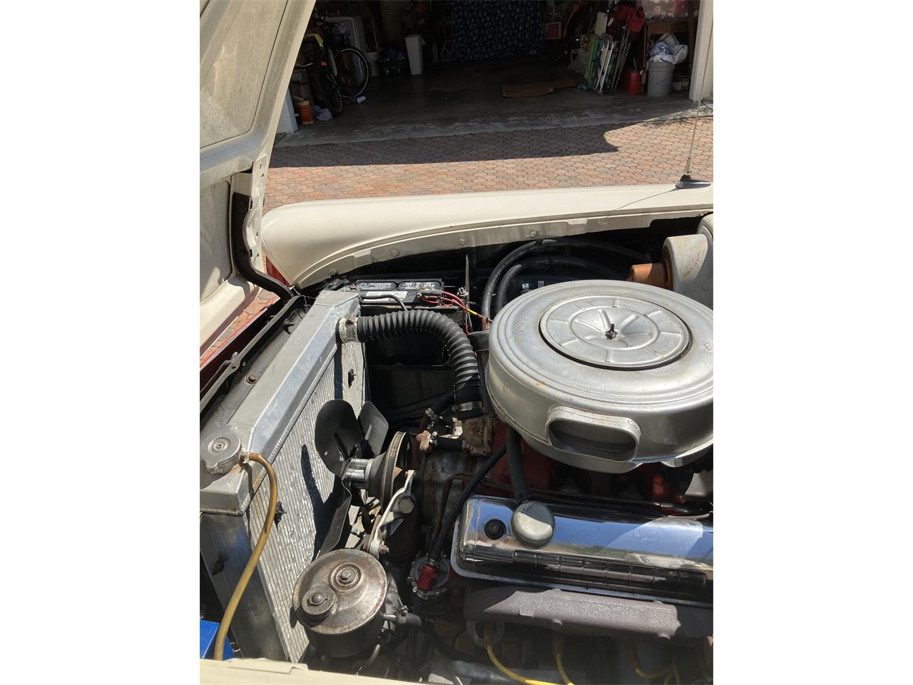 Ford-Fairlane-victoria-1957-Flame-red-amp-white-Red-amp-white-12