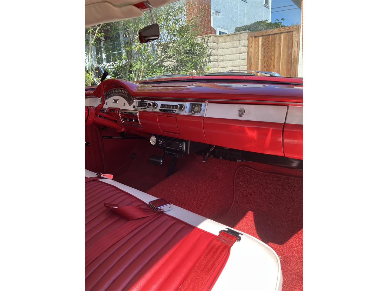 Ford-Fairlane-victoria-1957-Flame-red-amp-white-Red-amp-white-4
