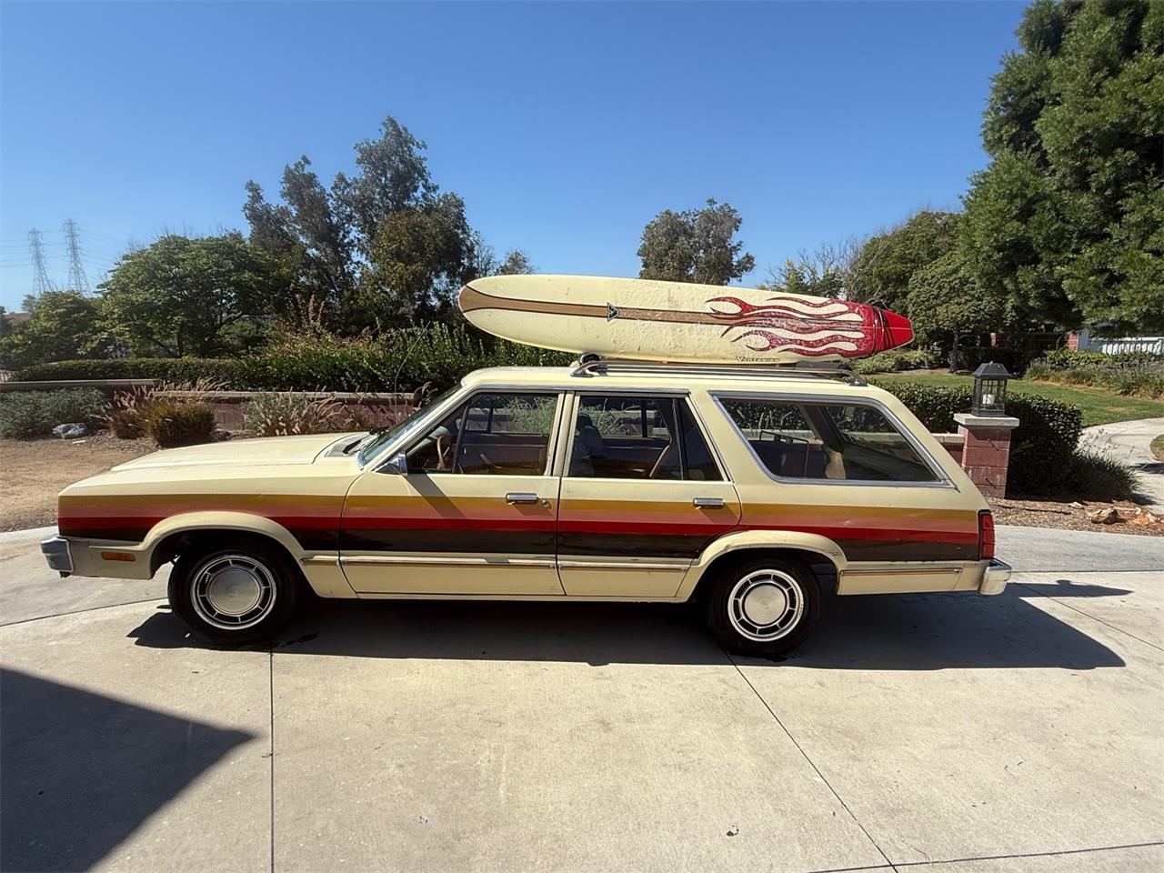Ford-Fairmont-1979-Beige-Beige-10