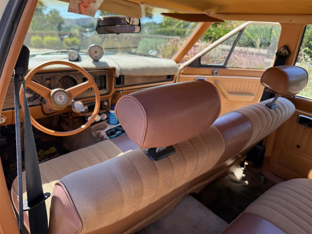 Ford-Fairmont-1979-Beige-Beige-11