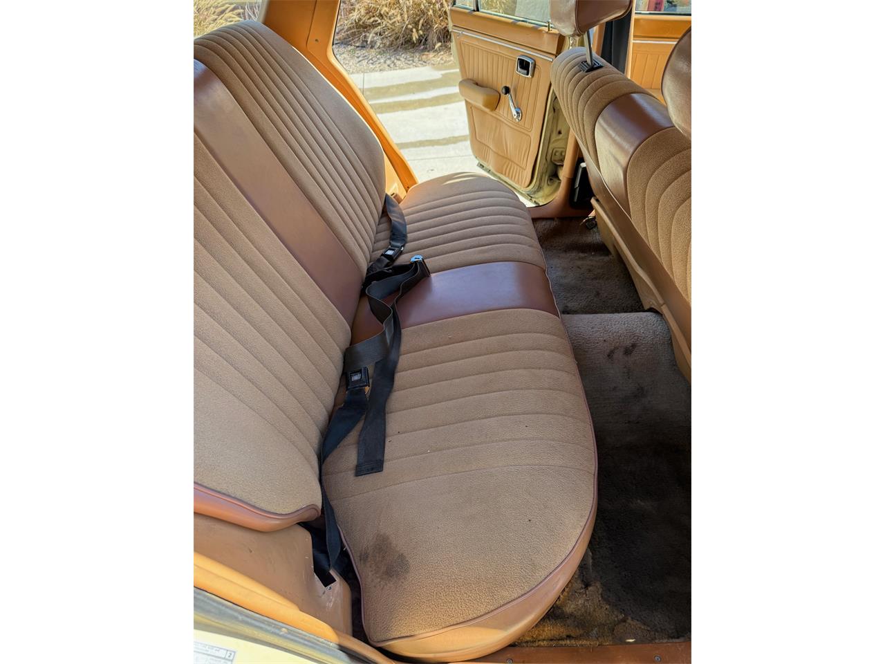 Ford-Fairmont-1979-Beige-Beige-8