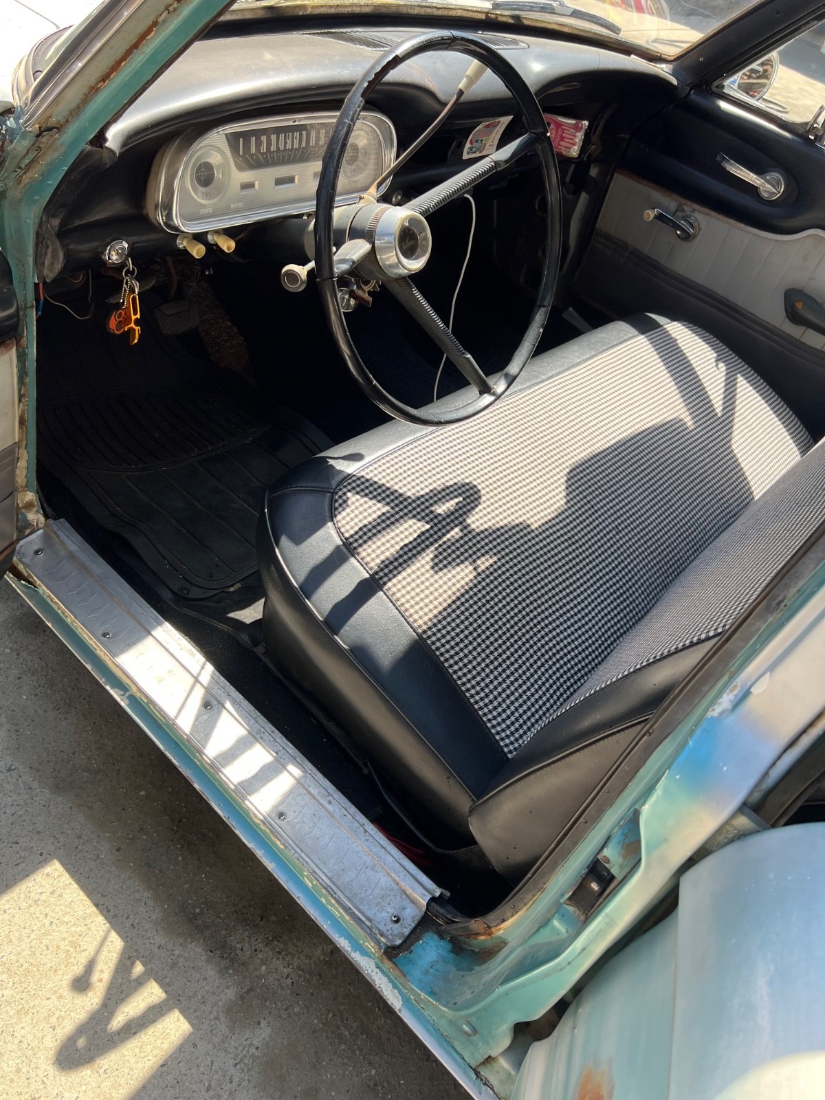 Ford-Falcon-1961-Compact-13