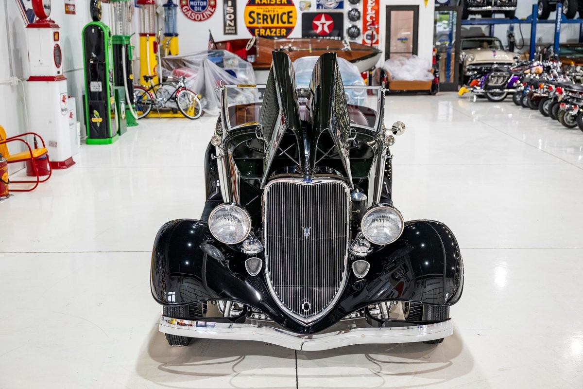 Ford-Full-Fender-Roadster-1933-35