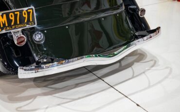 Ford-Full-Fender-Roadster-1933-9