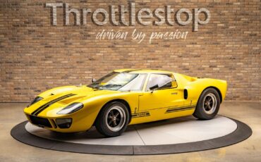Ford-GT40-1965-Coupe-2