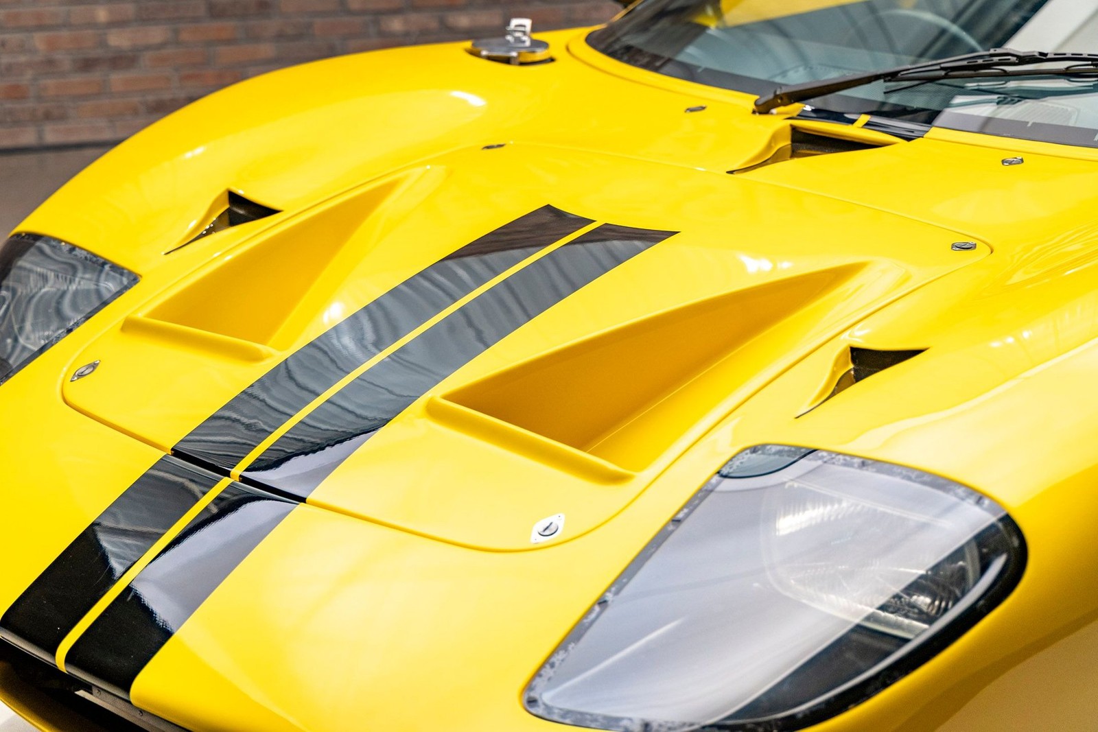 Ford-GT40-1965-Coupe-22