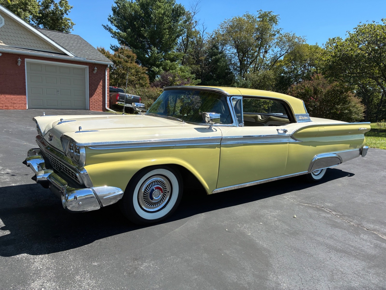 Ford Galaxie 1959 skyliner