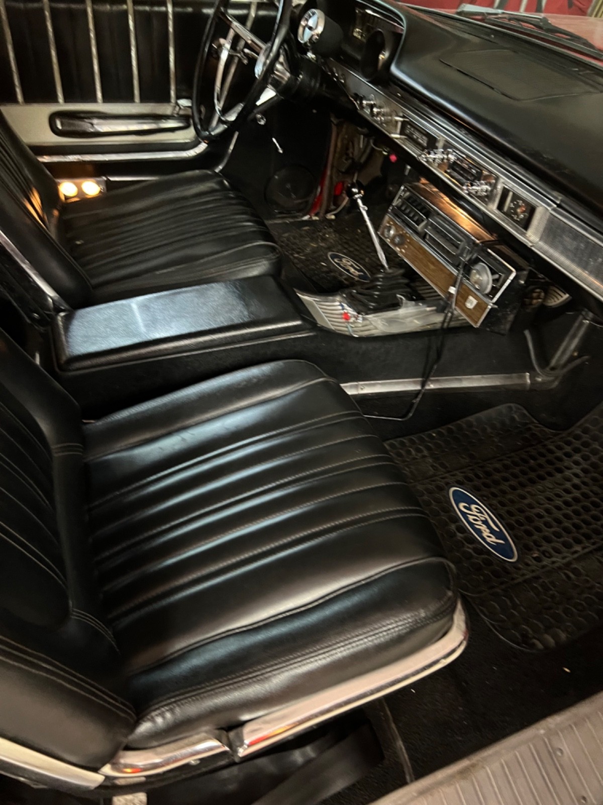 Ford-Galaxie-1963-Coupe-3
