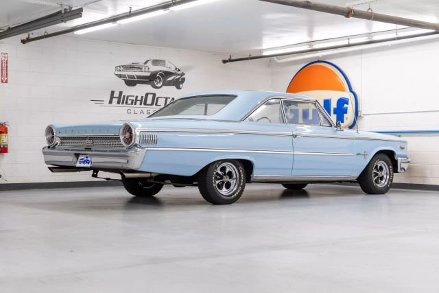 Ford-Galaxie-1963-Coupe-37