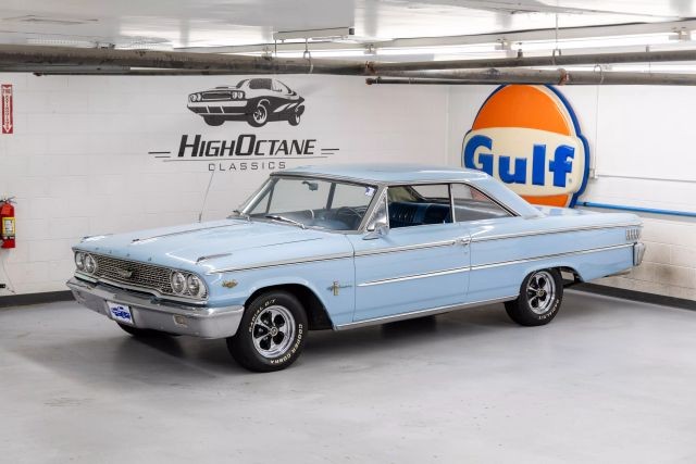 Ford-Galaxie-1963-Coupe-4