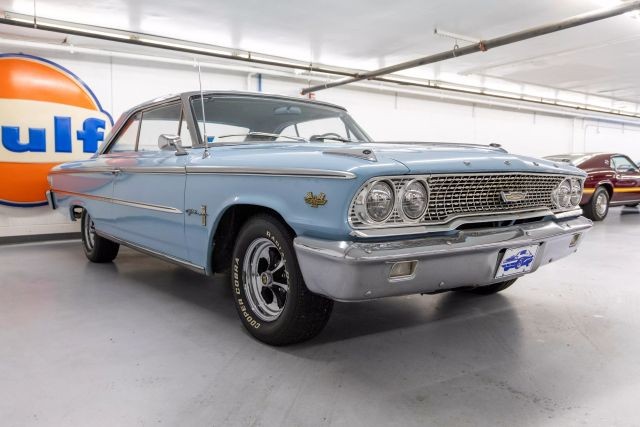 Ford-Galaxie-1963-Coupe-9