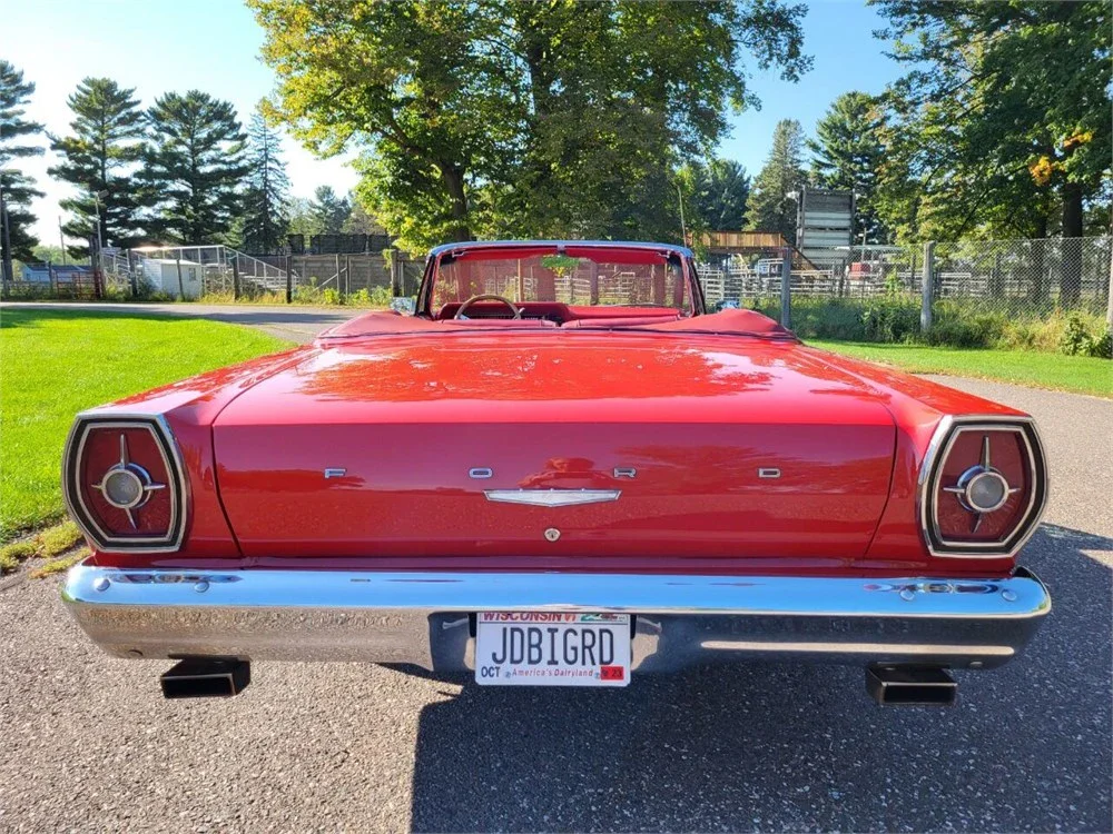 Ford-Galaxie-1965-Red-Red-10