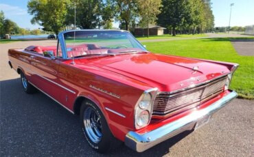 Ford-Galaxie-1965-Red-Red-11