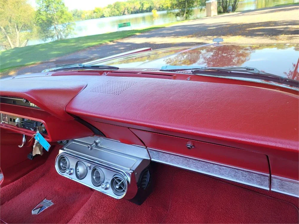 Ford-Galaxie-1965-Red-Red-33