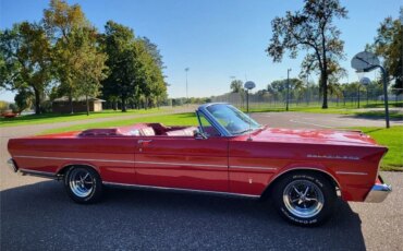Ford-Galaxie-1965-Red-Red-65