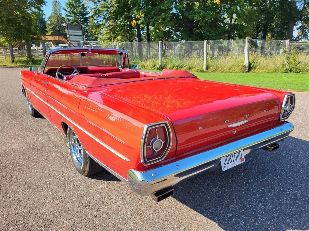 Ford-Galaxie-1965-Red-Red-67