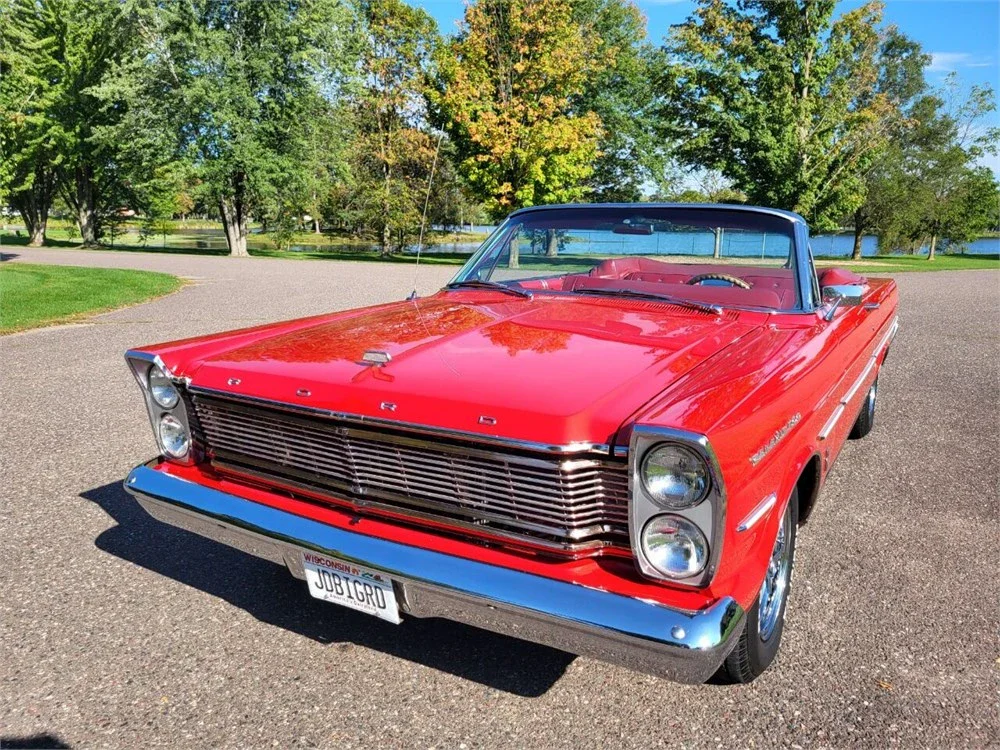 Ford-Galaxie-1965-Red-Red-7