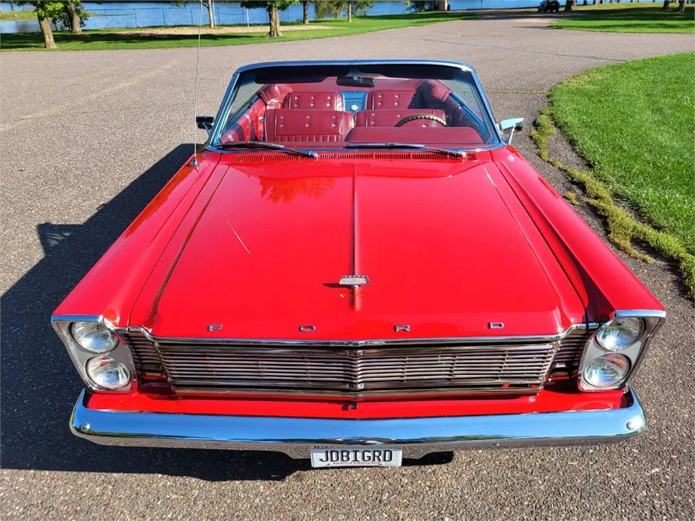 Ford-Galaxie-1965-Red-Red-8