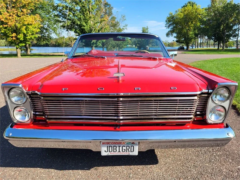 Ford-Galaxie-1965-Red-Red-94