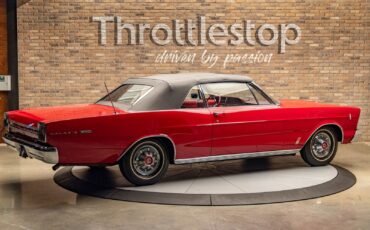 Ford-Galaxie-1966-Convertible-3