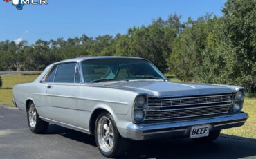 Ford-Galaxie-1966-Coupe-4