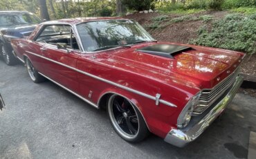 Ford-Galaxie-1966-Red-Black-10