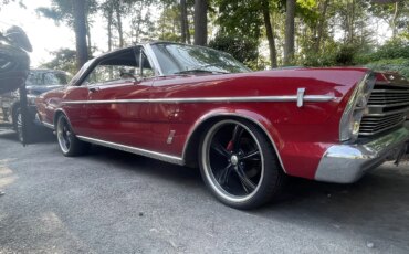 Ford-Galaxie-1966-Red-Black-11