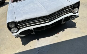 Ford-Galaxie-1967-Gray-Red-1