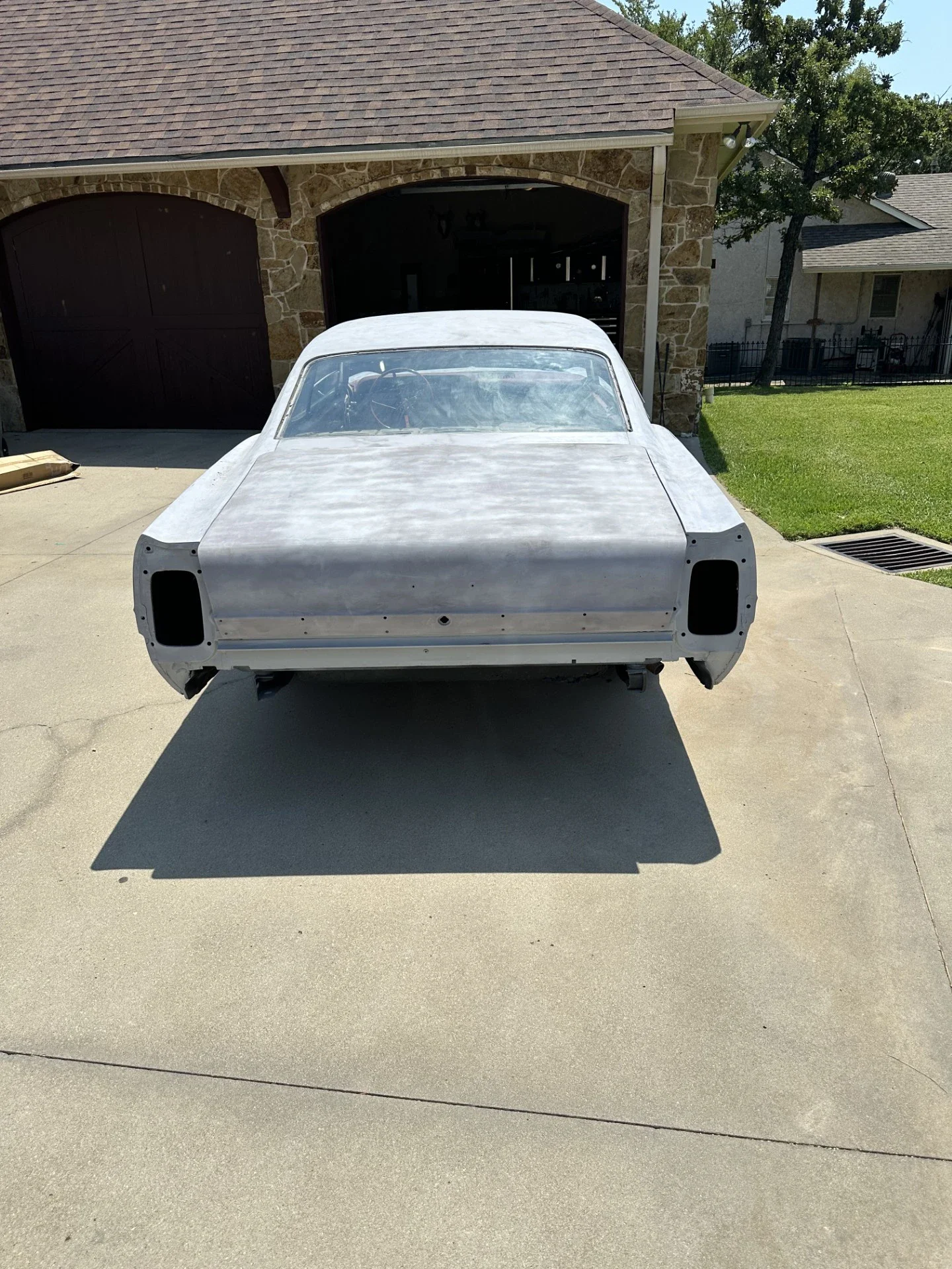 Ford-Galaxie-1967-Gray-Red-2
