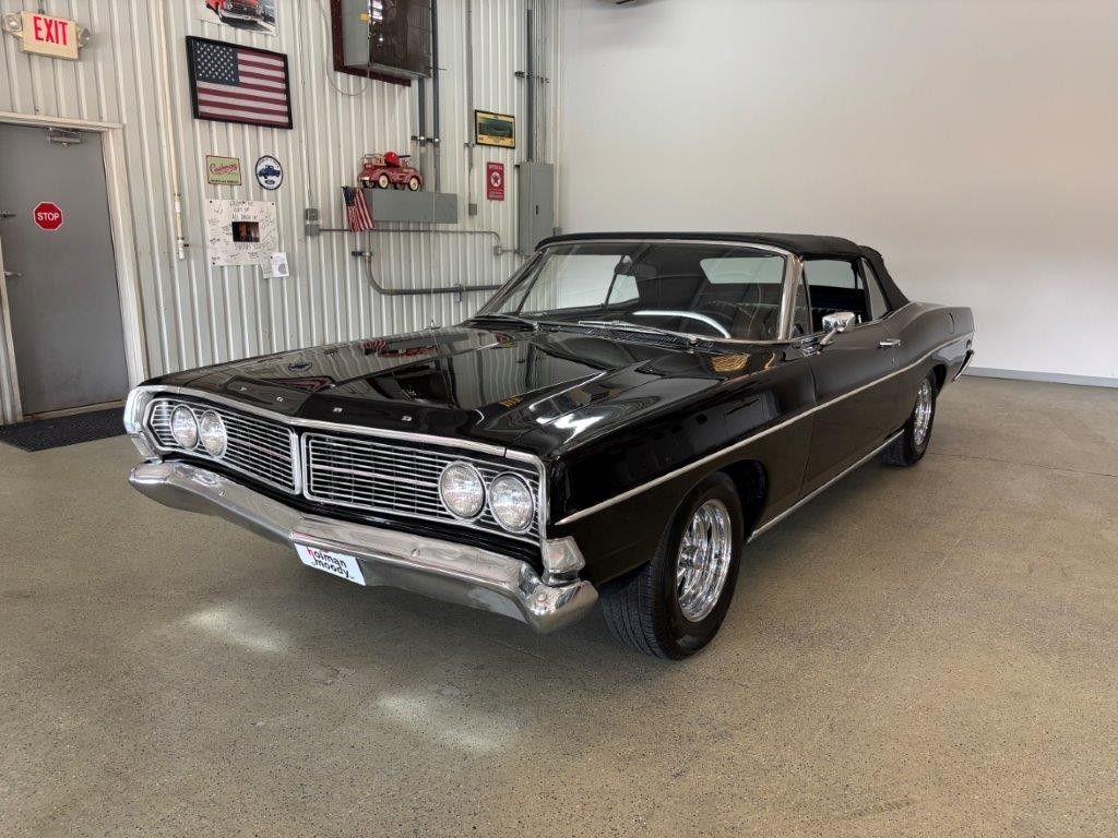 Ford-Galaxie-1968-Convertible-1